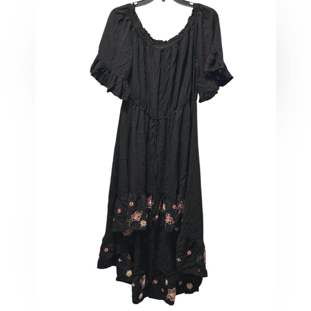 Elegant Black Floral Dress Size 1X High-Low